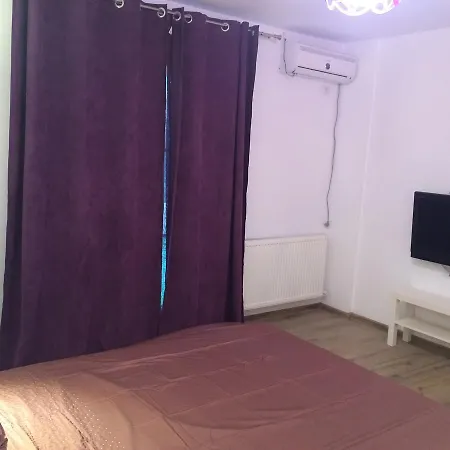 Purple Green * Năvodari